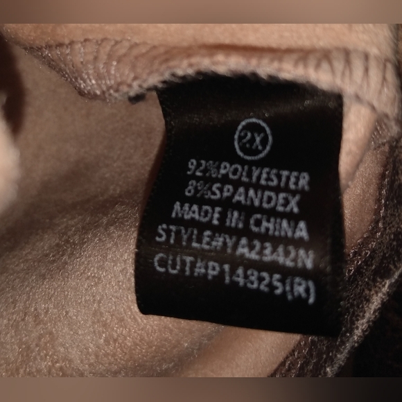 🔥 NWT 🔥 Fashion Nova Wild Thoughts Suede Cutout Top Women's Size 2X - Picture 7 of 7